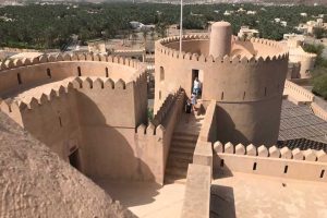 In het hart van Ar Rustaq staat een van de mooiste kastelen van Oman.