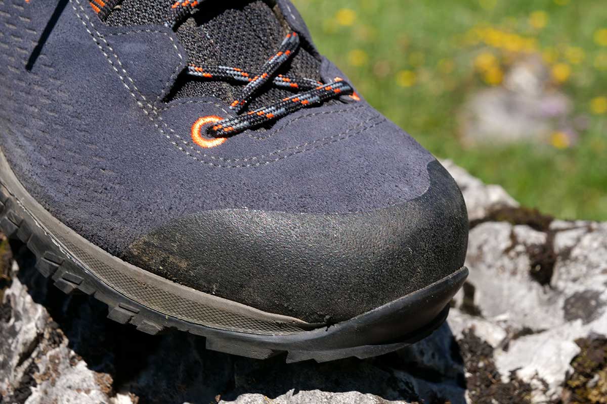 Lowa Ledro GTX Mid Hiking boot Review - Outdoorguru