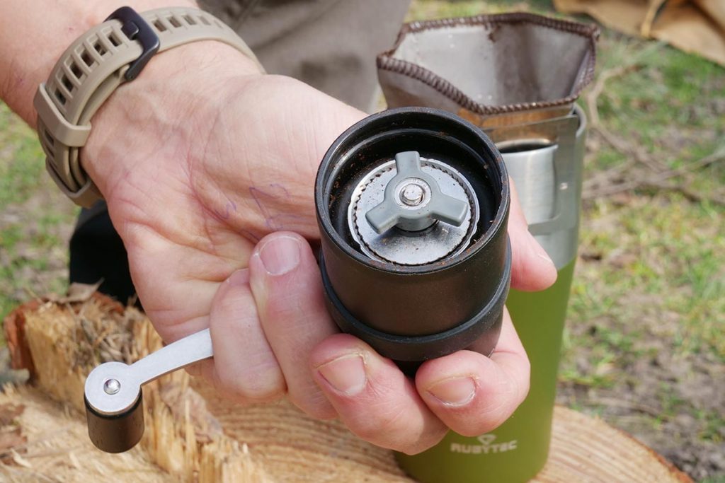 The grind on the Rubytec Robusta Portable coffee grinder can be adjusted...
