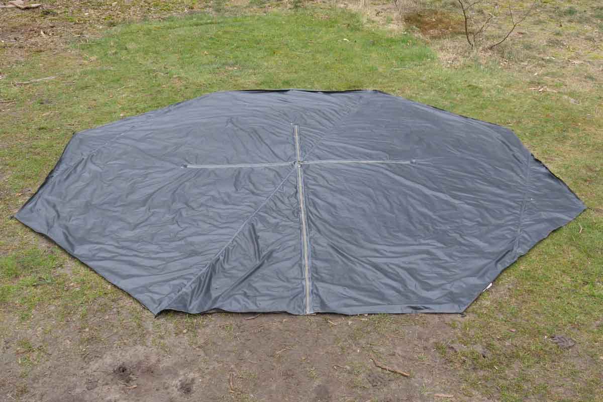 The Tentipi Pro floor with all zippers closed...