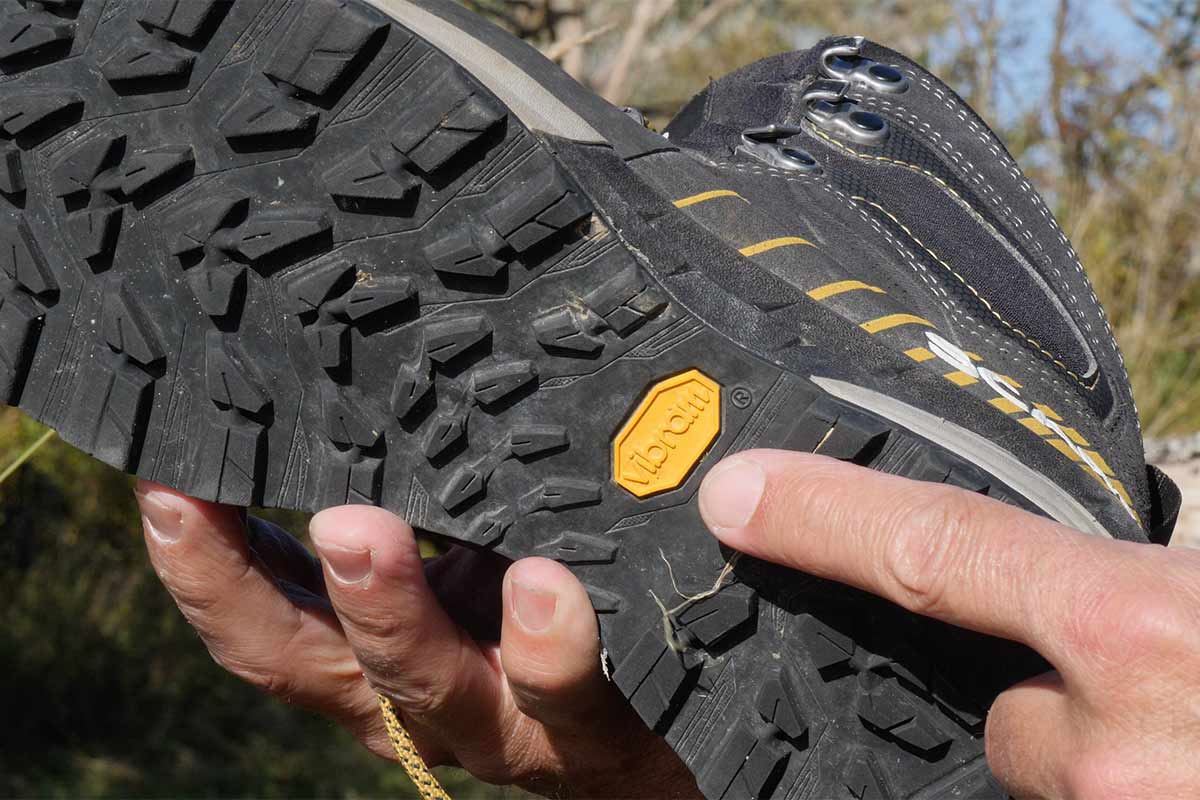 The Scarpa Mescalito TRK GTX has a outsole from Vibram and it is resoleable.